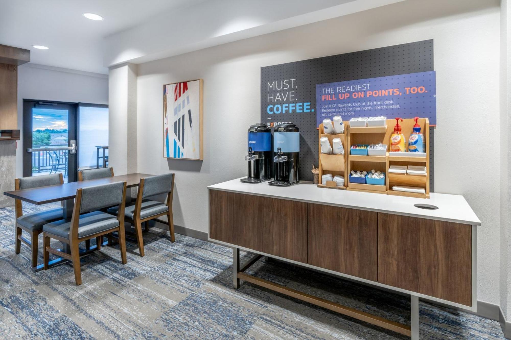 Holiday Inn Express - Colorado Springs - First & Main By Ihg Exterior photo
