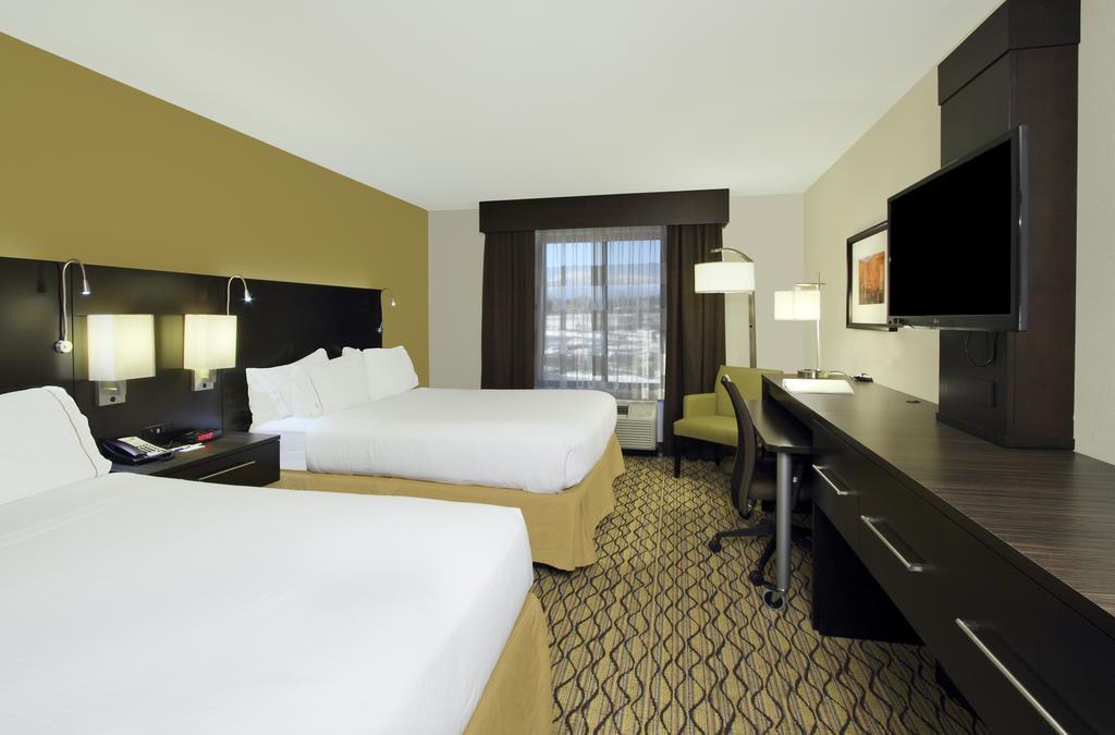 Holiday Inn Express - Colorado Springs - First & Main By Ihg Room photo